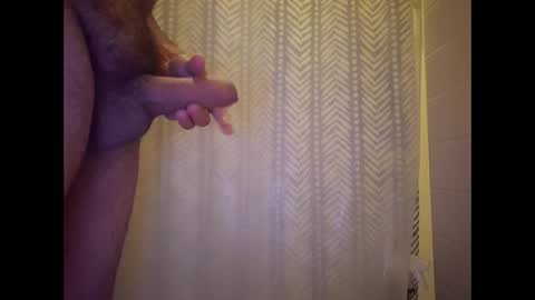 Snapshot of littleguyy888 chatting on September 16, 12:06 pm littleguyy888 online show from September 16, 12:06 pm