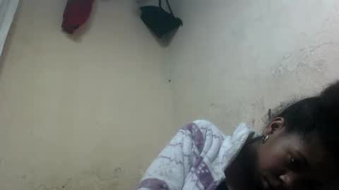 edra online show from October 26, 8:04 pm