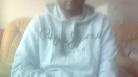 littlekiki online show from December 17, 9:04 am