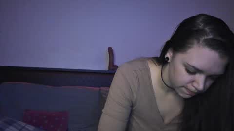 Snapshot of littlejessielov chatting on January 21, 7:37 am Jessie online show from January 21, 7:37 am
