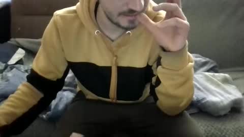 Snapshot of littlelargedick chatting on April 5, 5:37 am littlelargedick online show from April 5, 5:37 am