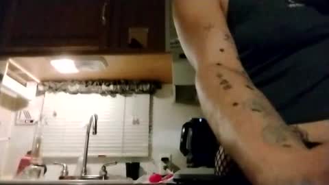 littleleo96 online show from October 17, 9:23 am