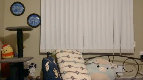 Snapshot of littleleo96 chatting on July 23, 6:00 am littleleo96 online show from July 23, 6:00 am