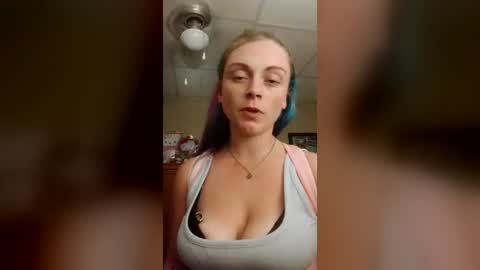 Snapshot of littleleo96 chatting on August 1, 1:43 pm littleleo96 online show from August 1, 1:43 pm