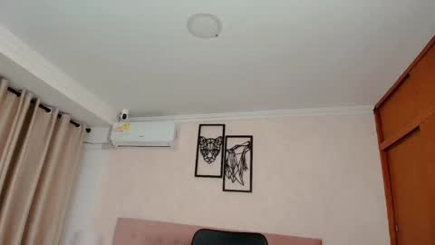 Sarahs Room online show from September 29, 9:08 pm