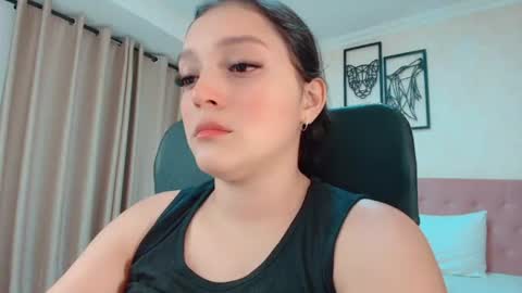 Sarahs Room online show from July 6, 12:40 am