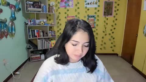 Snapshot of littleprety6969 chatting on February 21, 7:34 am Mia Wednesday to Sunday 730 am to 1030 am Colombian Hour D online show from February 21, 7:34 am