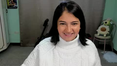 Mia  Wednesday to Sunday 730 am to 1030 am Colombian Hour D online show from October 22, 3:40 am