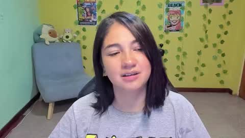 Mia  Wednesday to Sunday 730 am to 1030 am Colombian Hour D online show from November 20, 4:45 am