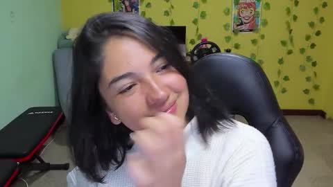 Mia  Wednesday to Sunday 730 am to 1030 am Colombian Hour D online show from November 23, 11:26 pm