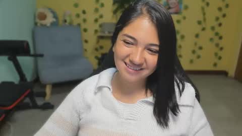 Mia  Wednesday to Sunday 730 am to 1030 am Colombian Hour D online show from December 22, 5:15 am