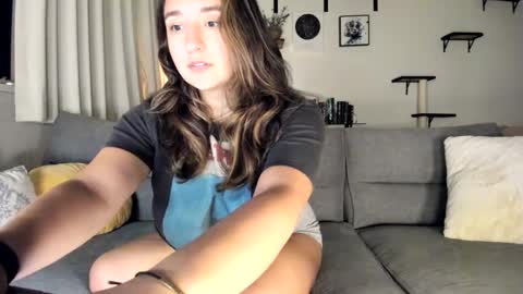 Allison D online show from October 12, 5:50 am