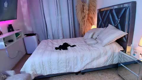 LITTLE SEXY RUBY online show from February 24, 6:44 am