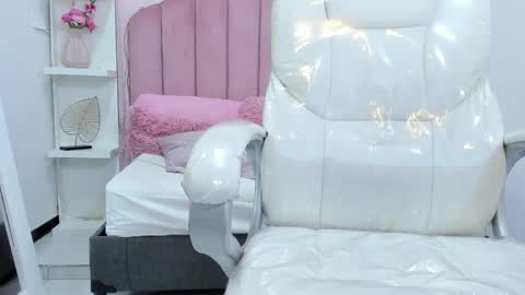  sofii  online show from October 1, 12:05 am