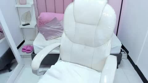  sofii  online show from October 6, 11:02 pm