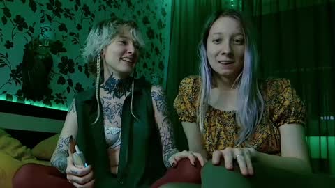 Snapshot of littlespacemouse chatting on December 2, 8:11 pm Niki free tg channel with some photos gifs and info about streams online show from December 2, 8:11 pm