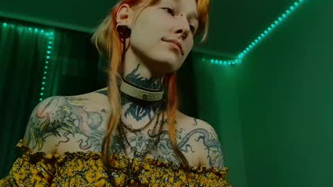 Snapshot of littlespacemouse chatting on February 21, 9:00 pm Niki free tg channel with some photos gifs and info about streams online show from February 21, 9:00 pm
