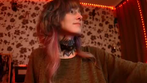 Snapshot of littlespacemouse chatting on September 12, 10:21 pm Niki free tg channel with some photos gifs and info about streams online show from September 12, 10:21 pm