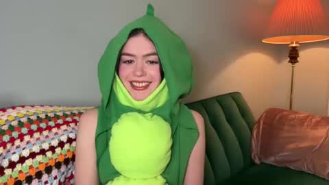 Little Sugar Pea  online show from January 4, 12:48 am