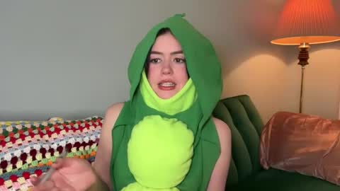 Little Sugar Pea  online show from January 4, 3:50 am