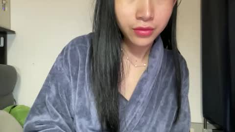 Snapshot of littlewaifu3784 chatting on January 10, 4:20 pm littlewaifu3784 online show from January 10, 4:20 pm