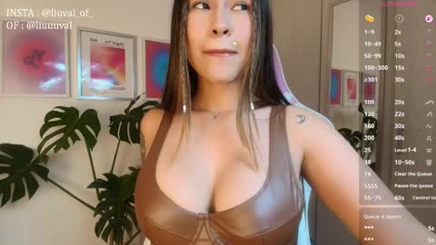 Snapshot of liujunne chatting on April 1, 1:17 am Junne liu online show from April 1, 1:17 am