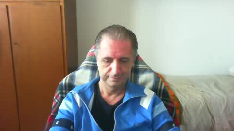 liuk53 online show from May 9, 2:11 pm