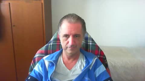 liuk53 online show from May 13, 12:13 pm