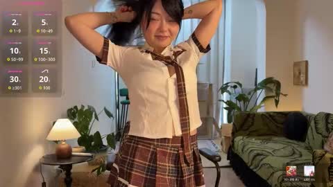 nana online show from March 12, 1:34 am