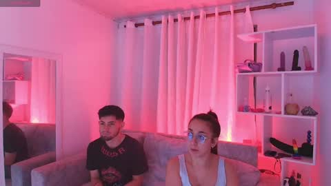 Angie and Sebas online show from May 26, 11:12 pm