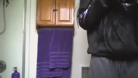 Snapshot of livmirage chatting on January 7, 6:14 pm Liv Mirage online show from January 7, 6:14 pm