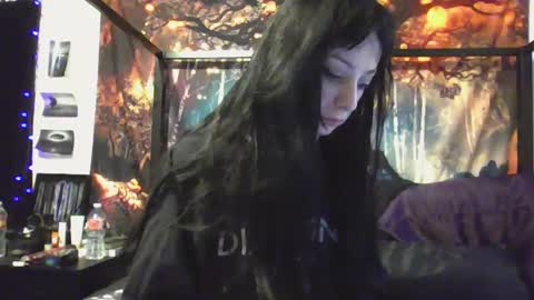 Snapshot of livmirage chatting on January 11, 5:18 pm Liv Mirage online show from January 11, 5:18 pm