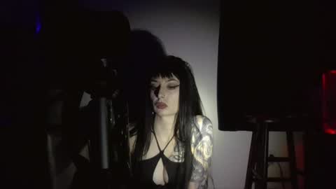 Liv Mirage online show from March 2, 3:20 am