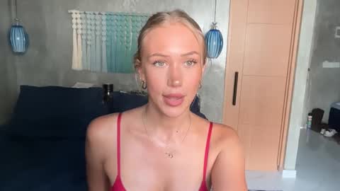 olivia online show from February 3, 6:16 am