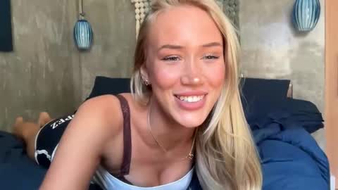 olivia online show from March 5, 3:13 am