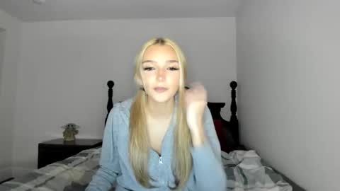 Livvy online show from May 14, 4:08 am