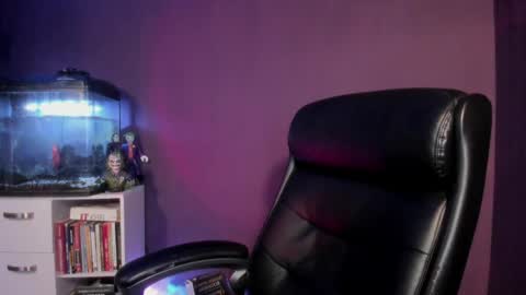 Snapshot of lixrose chatting on April 7, 8:20 pm LixRose online show from April 7, 8:20 pm