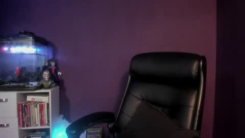 Snapshot of lixrose chatting on April 9, 6:13 pm LixRose online show from April 9, 6:13 pm
