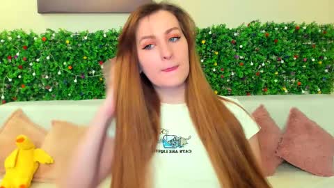 Snapshot of liya_gorgeous chatting on December 19, 2:24 pm liya_gorgeous online show from December 19, 2:24 pm