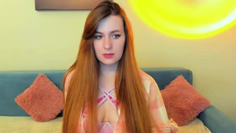 Snapshot of liya_gorgeous chatting on January 25, 1:52 pm liya_gorgeous online show from January 25, 1:52 pm