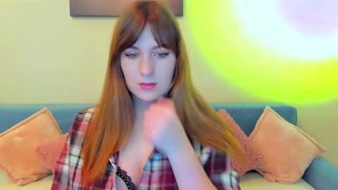 Snapshot of liya_gorgeous chatting on February 18, 3:54 pm liya_gorgeous online show from February 18, 3:54 pm