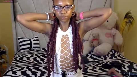 liyah online show from February 18, 8:49 am