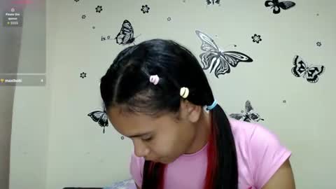 Liz7skinny online show from June 25, 9:41 pm