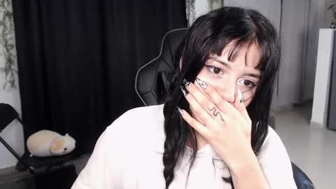 Snapshot of liz_beths chatting on February 3, 2:53 am Elizabeth online show from February 3, 2:53 am