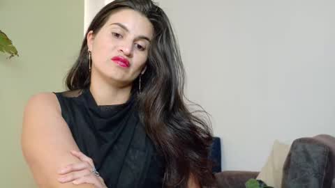 Snapshot of liz_devine chatting on December 13, 8:04 pm liz online show from December 13, 8:04 pm