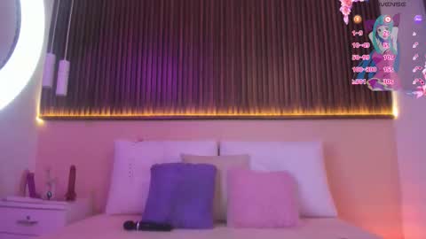    online show from November 30, 4:55 pm