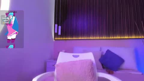 Snapshot of liz_grey_ chatting on March 7, 10:07 pm online show from March 7, 10:07 pm