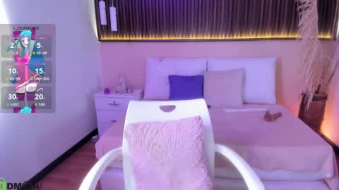 Snapshot of liz_grey_ chatting on March 30, 11:17 pm online show from March 30, 11:17 pm