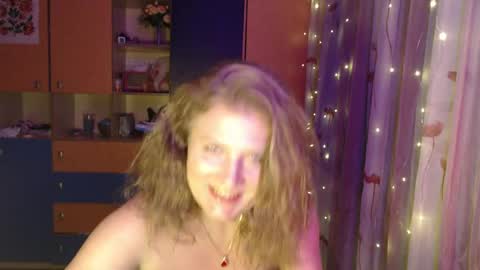LizaCakes online show from January 30, 5:49 pm