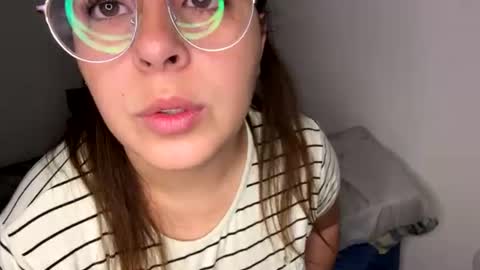 Snapshot of lizaluxo26 chatting on August 3, 10:21 am Lizalux online show from August 3, 10:21 am